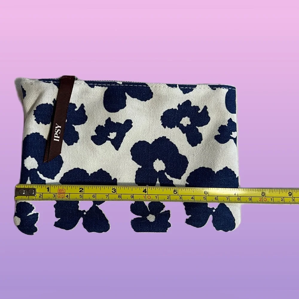 IPSY cotton Canvas makeup bag & Pinklipps Loose Setting powder